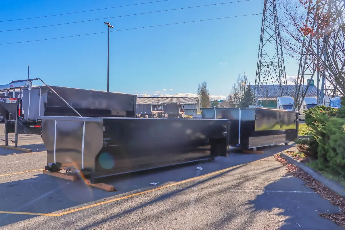 Professional dumpster rental and junk removal service in Hacienda Heights